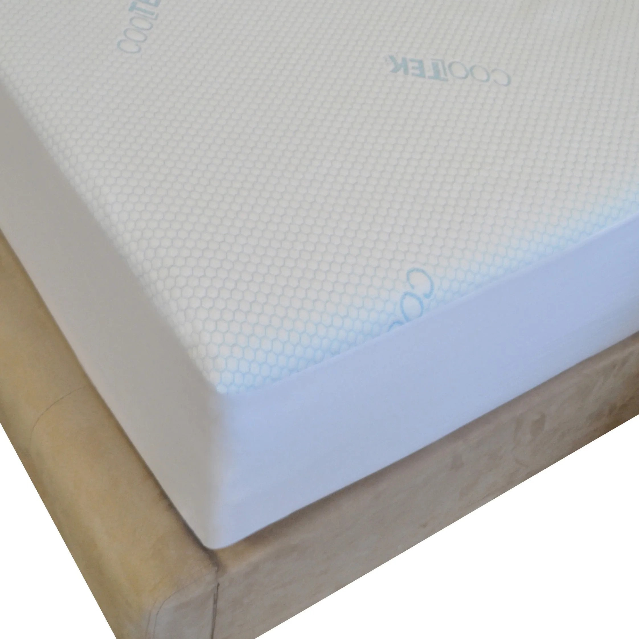 Thomasville® CoolTek™ Mattress Protector